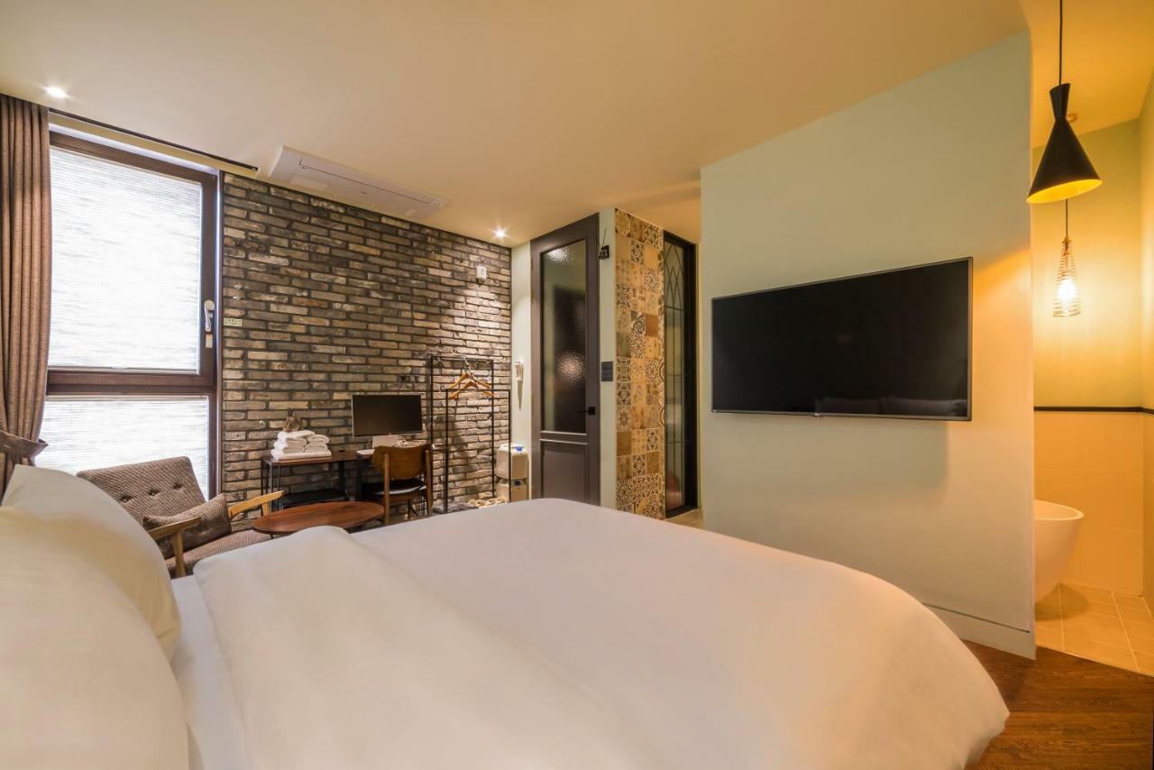Hotel March Daejeon Esterno foto
