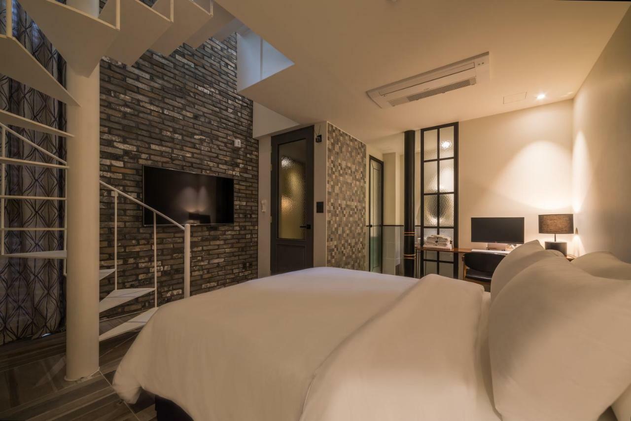 Hotel March Daejeon Esterno foto